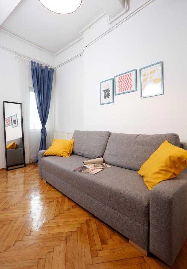 Appartamento Lovely With 2 Bedrooms *
