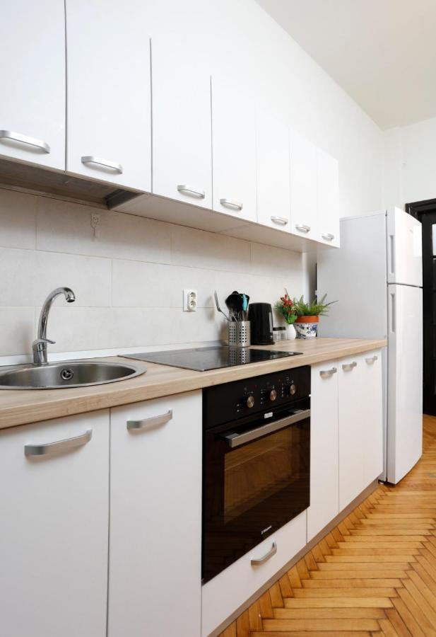 Lovely With 2 Bedrooms Appartamento *