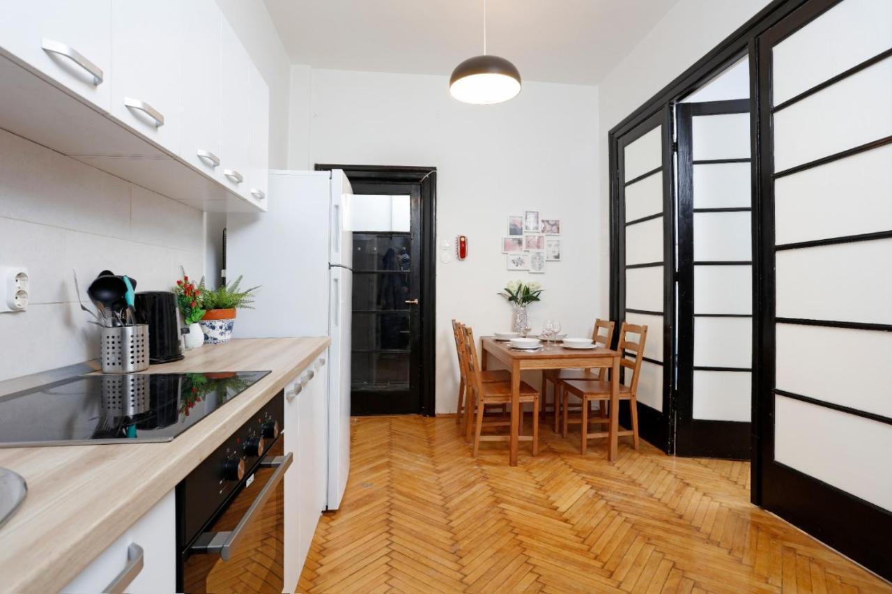 Appartamento Lovely With 2 Bedrooms Bucarest